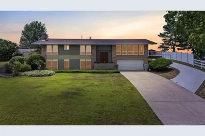 116 E Highland Dr, Peters Township, PA 15317 - Photo 1