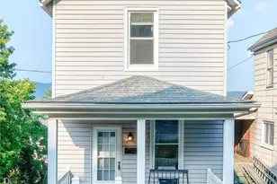 1418 4th Ave, Conway, PA 15027 - Photo 1