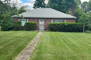 4533 Ridgeview Dr, Hempfield Township, PA 15601 - Photo 1