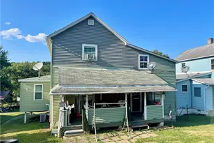 1017 1st St, Cowanshanock Township, PA 16201 - Photo 1