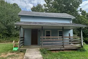 1320 Saranac Dr, Pymatuning Township, PA 16154 - Photo 1