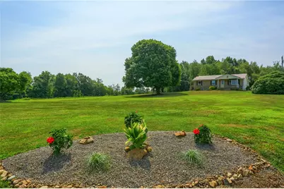 706 Hall Rd, Clay Township, PA 16001 - Photo 1