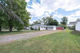 55 Dover Dr, Cranberry Township, PA 16066 - Photo 1