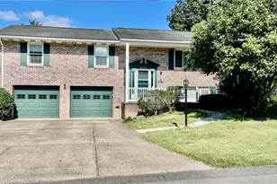 2428 Cypress Dr, Hempfield Township, PA 15601 - Photo 1