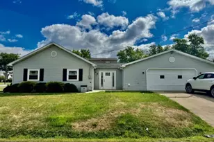 1927 W Washington St, Union Township, PA 16101 - Photo 1