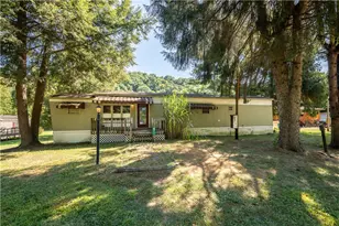 125 Hillvue Ln, Forward Township, PA 16033 - Photo 1