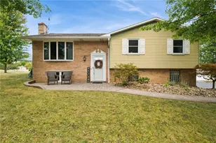 612 Scott Ave, East Huntington, PA 15683 - Photo 1