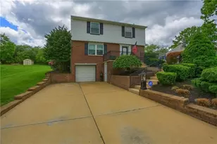 439 Deerfield Dr, Cranberry Township, PA 16066 - Photo 1