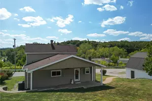 9 Meadow Dr, Somerset, PA 15314 - Photo 1