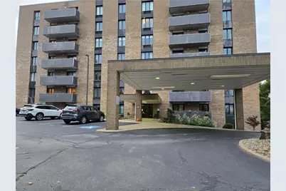 820 E Beau St #2L, South Strabane, PA 15301 - Photo 1