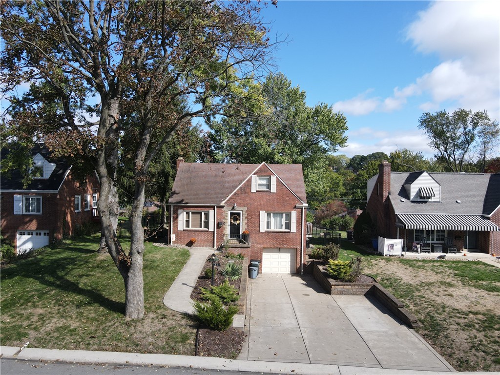 633 Moreland Dr, Pittsburgh, PA 15243 - MLS 1733833 - Coldwell Banker
