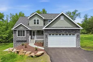 5149 Watters Rd, Lower Burrell, PA 15068 - Photo 1
