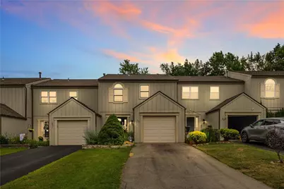 529 Brandywine Dr, Cranberry Township, PA 16066 - Photo 1
