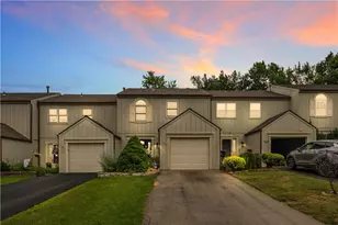 529 Brandywine Dr, Cranberry Township, PA 16066 - Photo 1