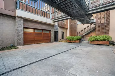 215 25th Street #6, Downtown Pgh, PA 15222 - Photo 1