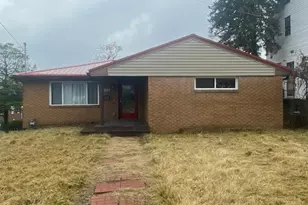 518 Arlington Ave, North Versailles, PA 15137 - Photo 1