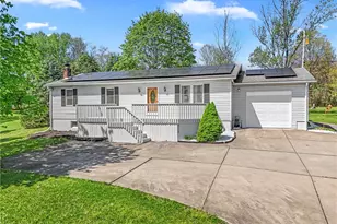 305 Highland Dr, Harrison Township, PA 15065 - Photo 1
