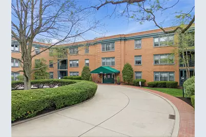 5825 5th Ave #201, Pittsburgh, PA 15232 - Photo 1