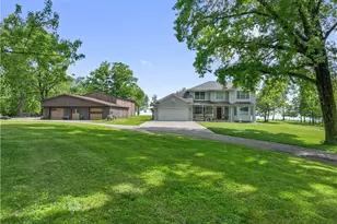 2834 Washington Blvd, Liberty Boro, PA 15133 - Photo 1
