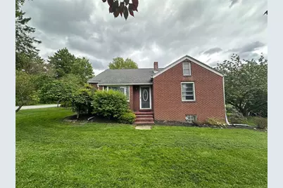 904 Sandalwood Dr, Greensburg, PA 15601 - Photo 1