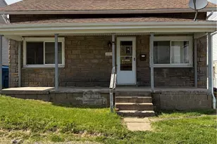 204 University, Verona, PA 15147 - Photo 1