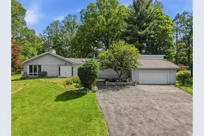 101 Buhlmont Dr, Leet Township, PA 15143 - Photo 1