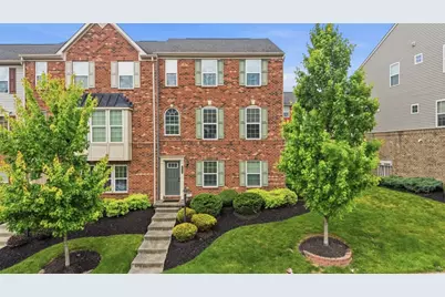 224 Thornapple Ln, Cranberry Township, PA 16066 - Photo 1