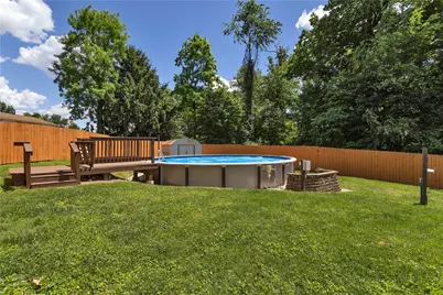 5040 Bahama Dr., Pittsburgh, PA 15239 - Photo 1