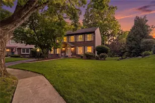 864 Eisenhower Dr, Pittsburgh, PA 15228 - Photo 1