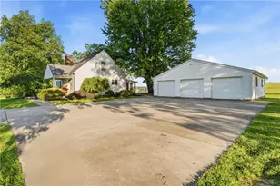 306 Drake Rd, East Lackawannock Township, PA 16137 - Photo 1