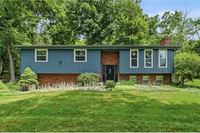 225 Woodcroft Rd, Economy, PA 15005 - Photo 1