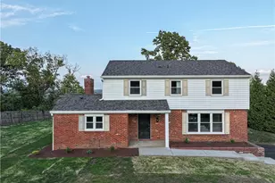 101 Wynview Dr, Coraopolis, PA 15108 - Photo 1