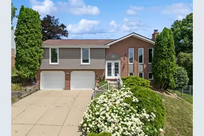 304 S Highlander Heights Drive, Pittsburgh, PA 15116 - Photo 1