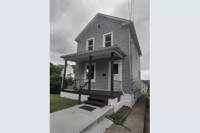 516 Division Ave, Ellwood City, PA 16117 - Photo 1