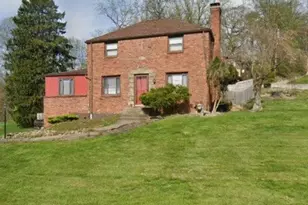 511 Rolling Green Dr, Bethel Park, PA 15102 - Photo 1