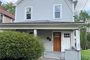 422 Glen Ave, Ellwood City, PA 16117 - Photo 1