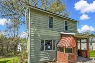 5042 Delehanty St, Pittsburgh, PA 15207 - Photo 1
