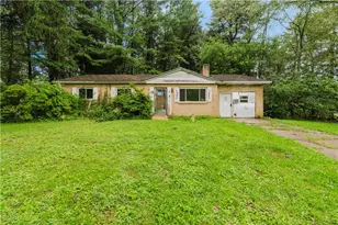 538 Steiner Bridge Rd, Valencia, PA 16059 - Photo 1
