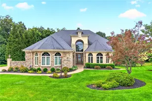 4800 Stonebridge Dr, Hampton, PA 15044 - Photo 1