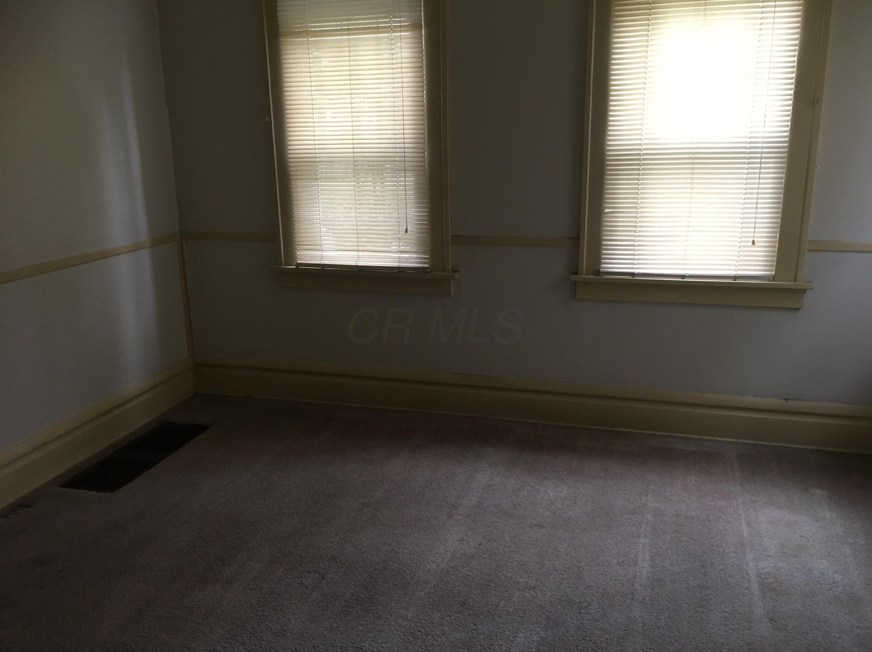 784 Fairwood Ave, Columbus OH  43205-3033 exterior