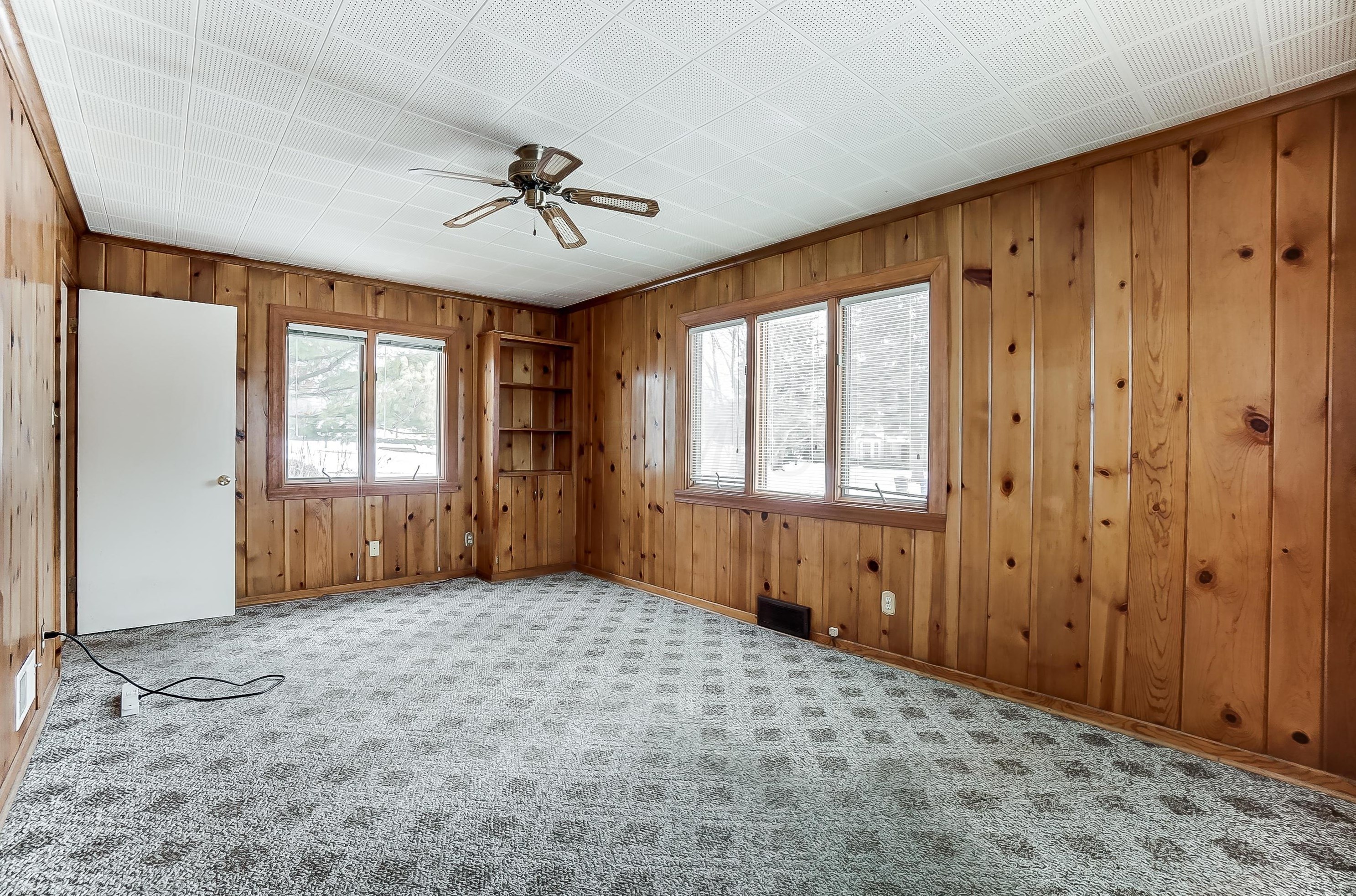 2396 Clb Rd, Columbus OH 43221-4005 exterior