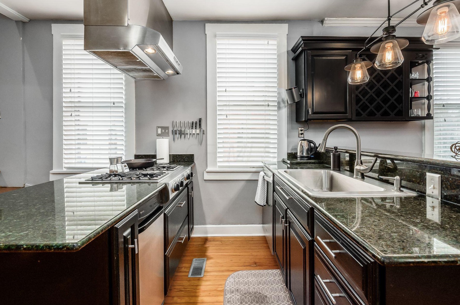 204 Jackson St, Columbus OH 43206-1229 exterior