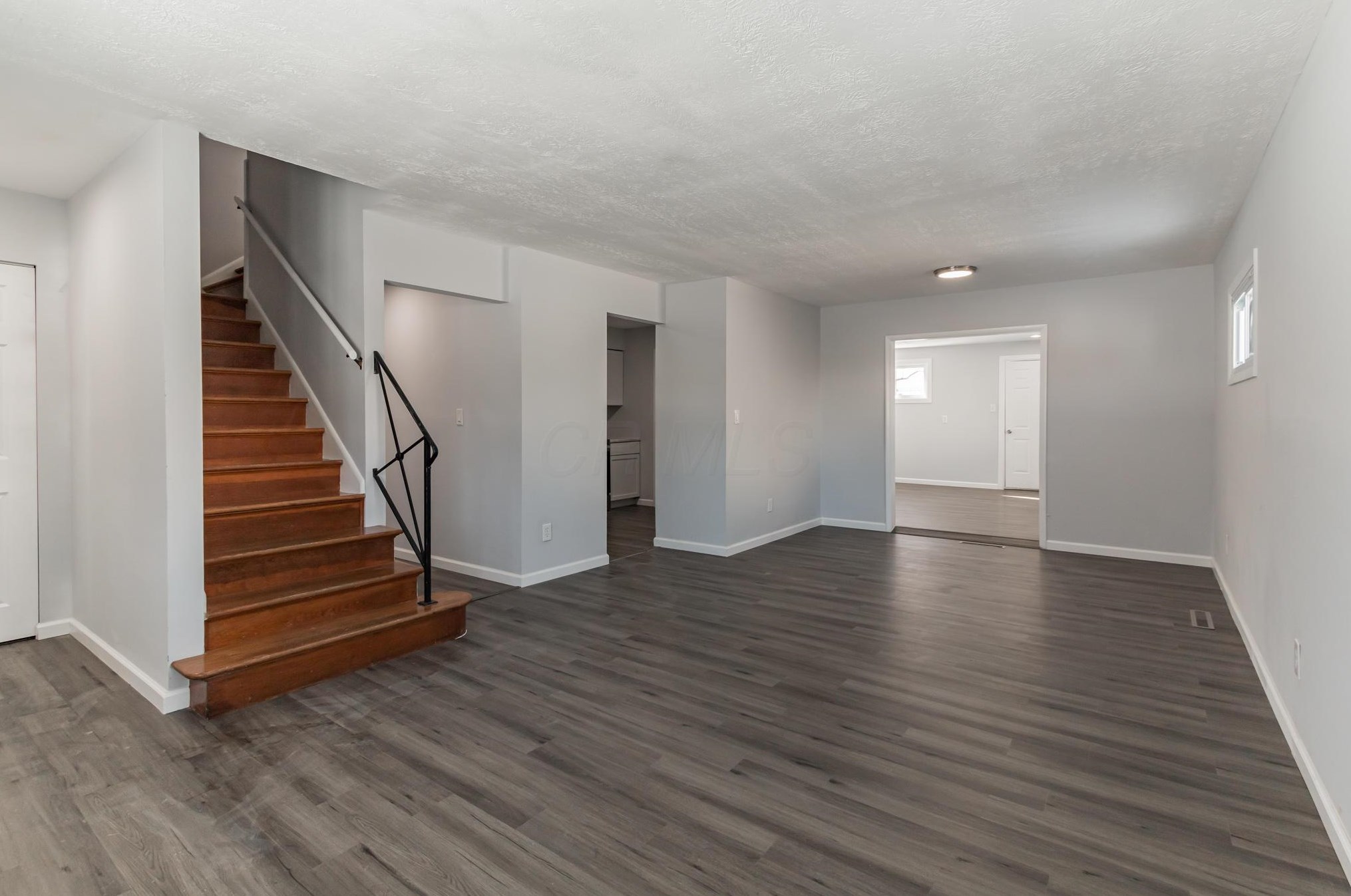 2165 Brentnell Ave, Columbus OH 43211-1911 exterior