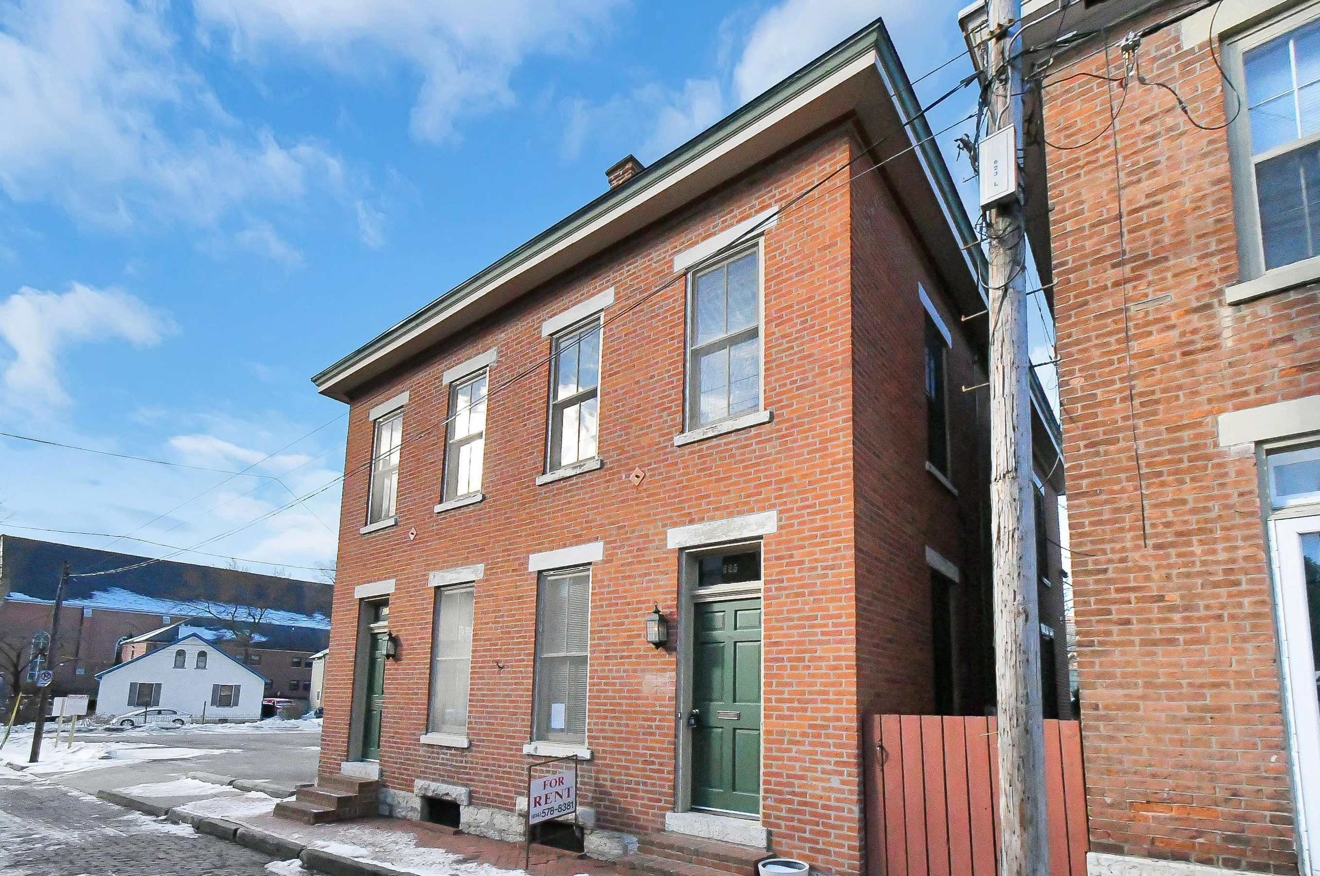 625 Lazelle St, Columbus OH 43206-1160 exterior