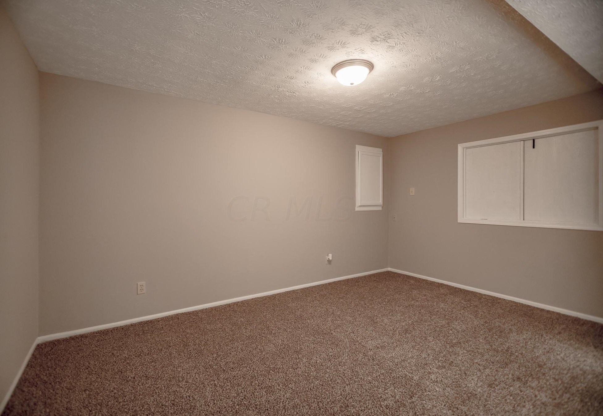 2785 Beal Dr, Columbus OH 43232-4789 exterior