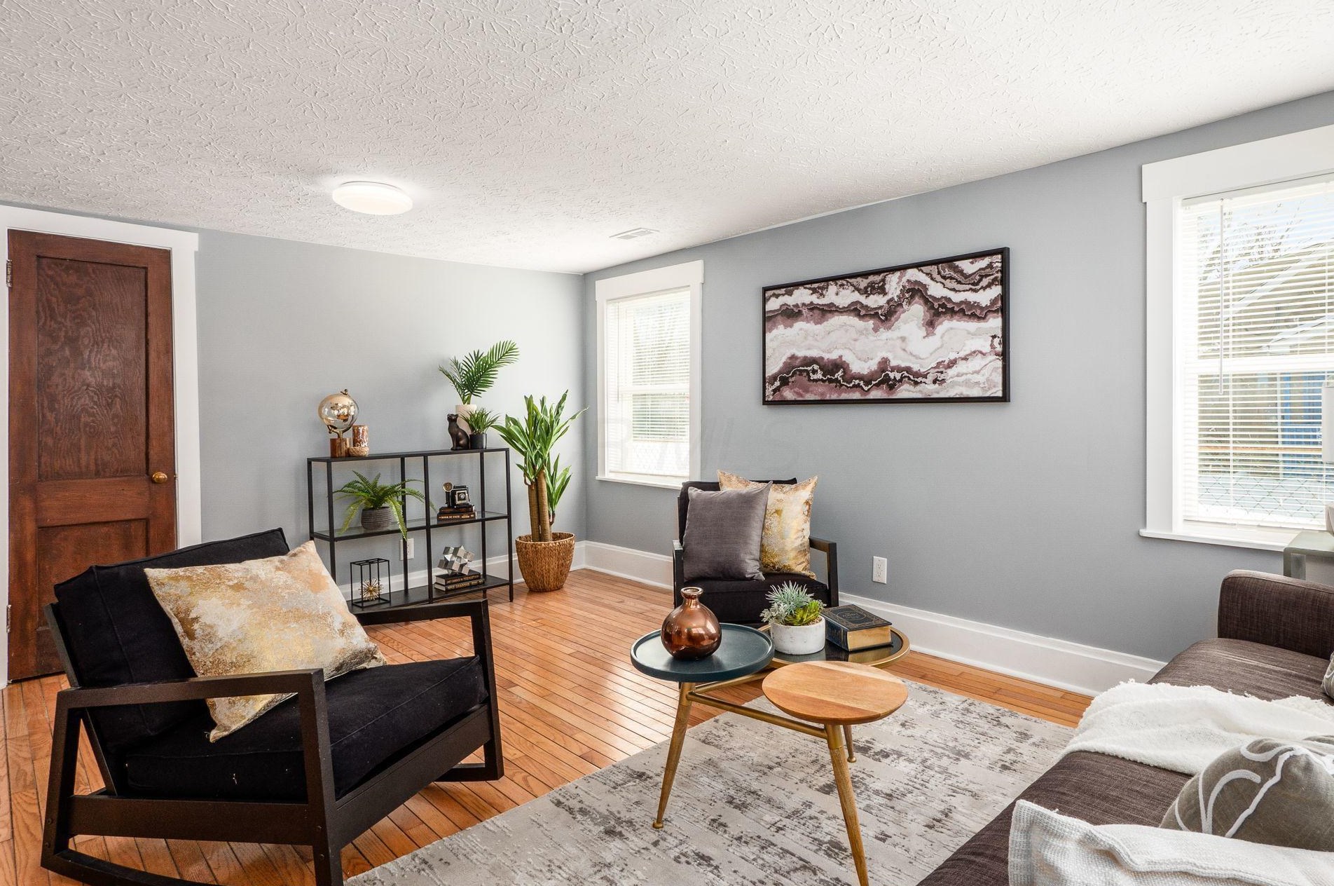 2230 Mcguffey Rd, Columbus OH 43211-2021 exterior