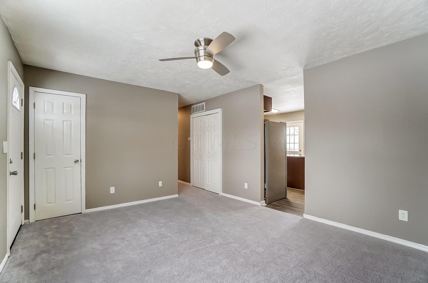 3416 Latonia Rd, Columbus OH 43232-6350 exterior