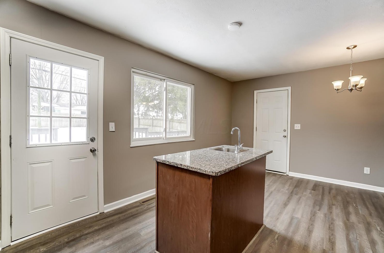 3416 Latonia Rd, Columbus OH 43232-6350 exterior