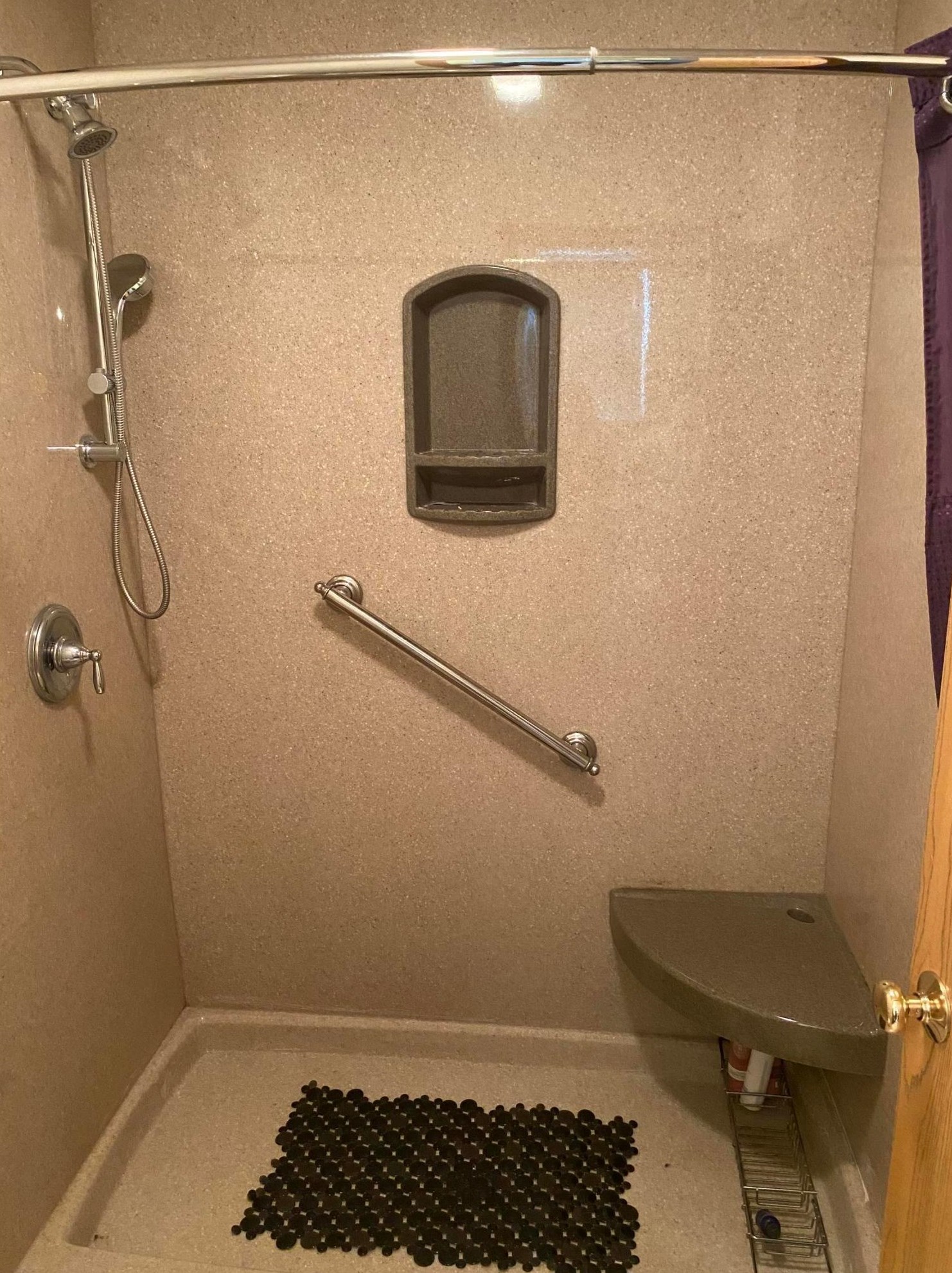 4193 Buck Crk Dr, Columbus OH 43207-4892 exterior