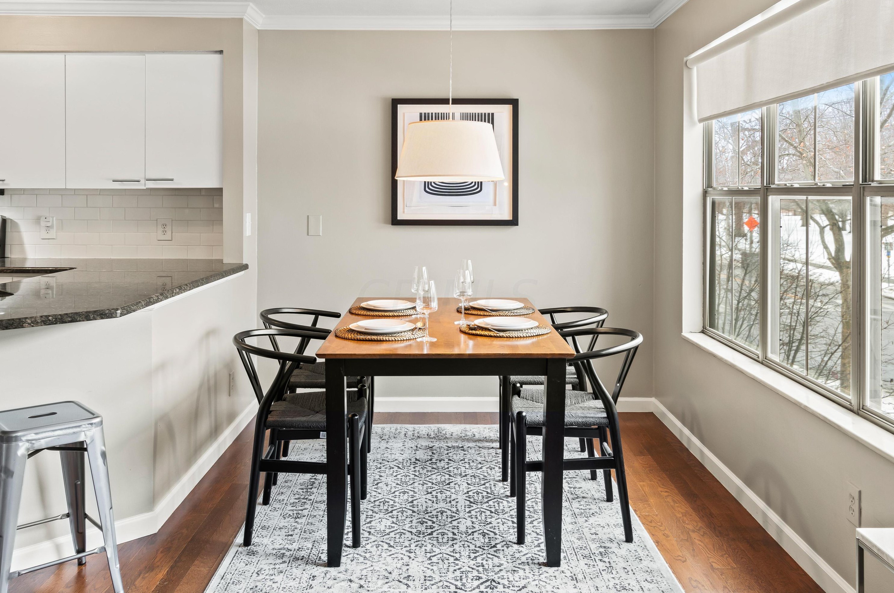 59 Victorian Gate Way, Columbus OH 43215-1675 exterior